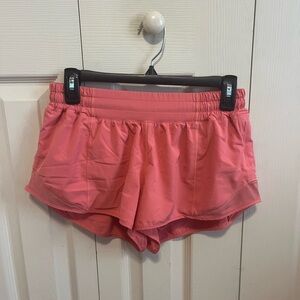Lululemon Hotty Hot Shorts LR 2.5